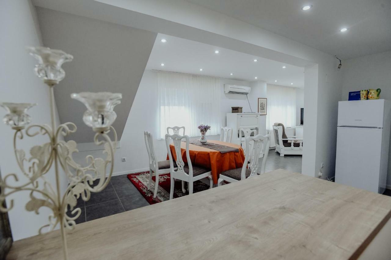 Apartman Slavonia จาโกโว ภายนอก รูปภาพ