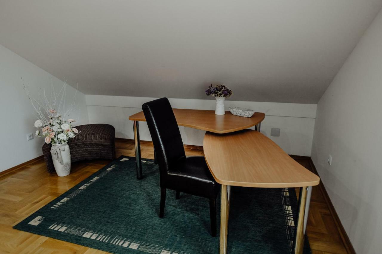Apartman Slavonia จาโกโว ภายนอก รูปภาพ